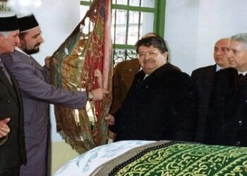 Osmanlı Sancağını Görünce Ağlayan Bir Cumhurbaşkanı - M. Gül - Türkistan Birliği